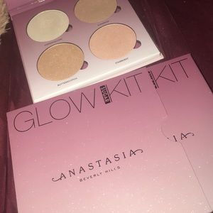 Anastasia Glow kit in sugar